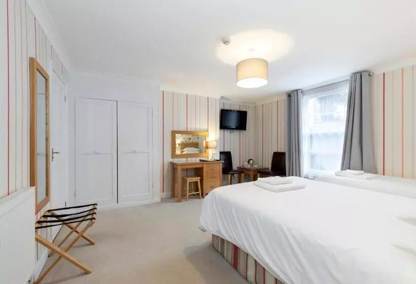 تختخواب و صبحانه The Abbey Town House   Cheltenham