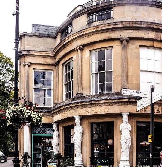 مبيت وإفطار The Abbey Town House   Cheltenham