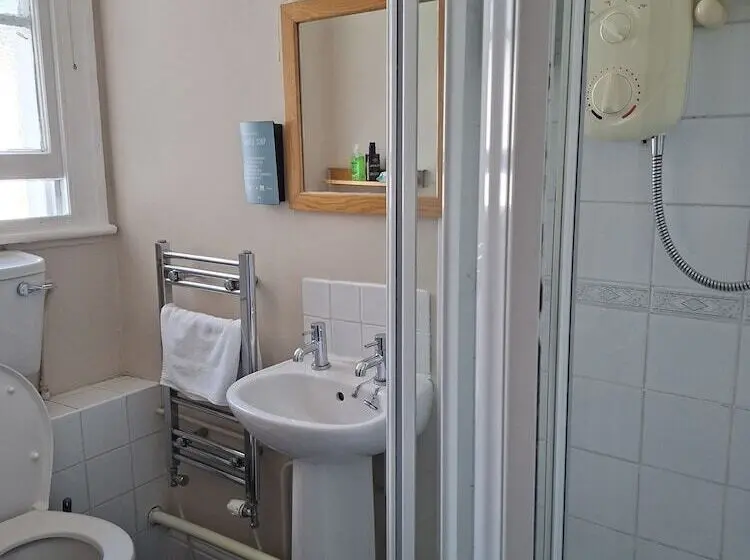 تختخواب و صبحانه The Abbey Town House   Cheltenham