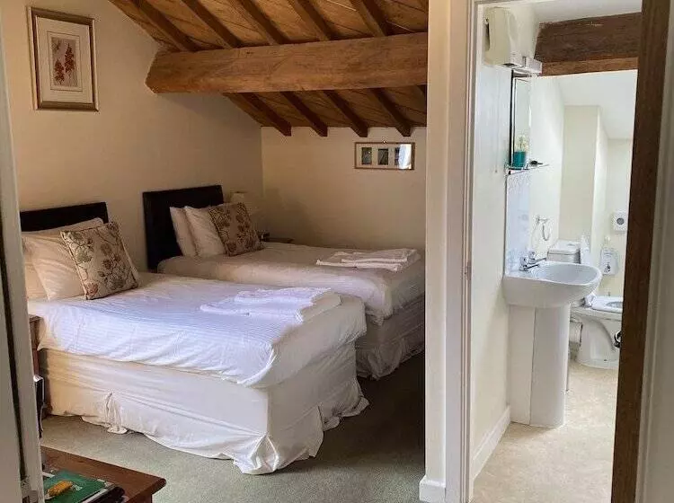 Aamiaismajoitus (B&B) The Farm Burscough