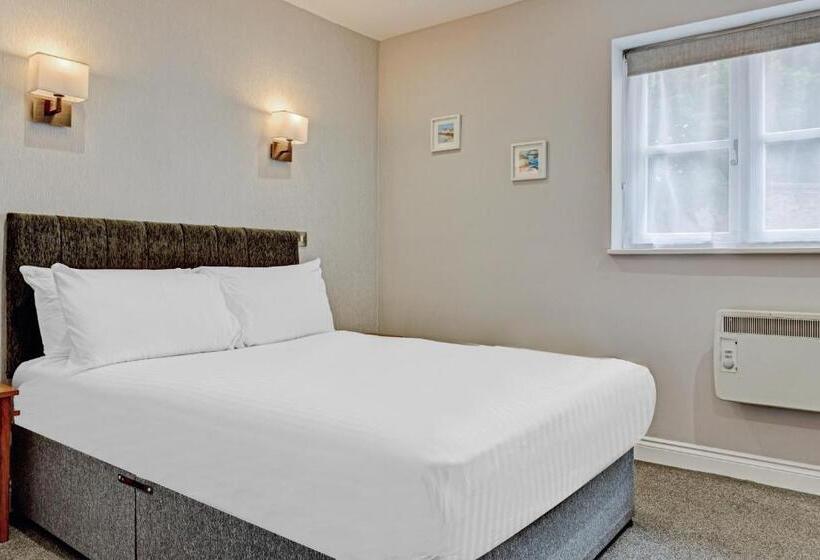 住宿加早餐  The Gables Hotel, Birmingham Airport