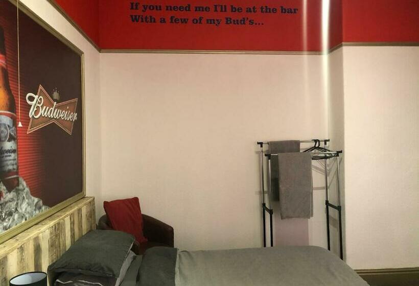 Хостел The Imperial