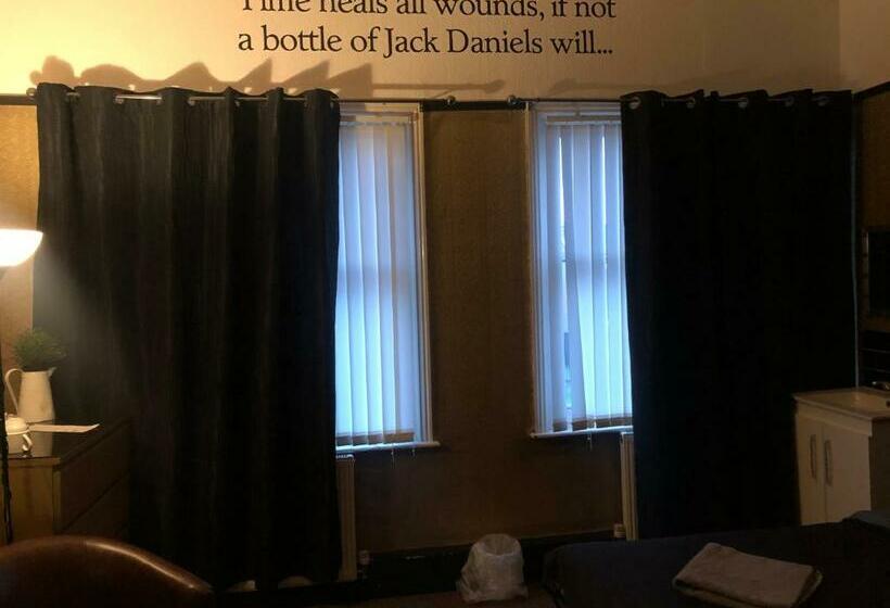 Хостел The Imperial