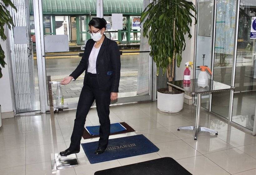 Hotel 6 De Diciembre