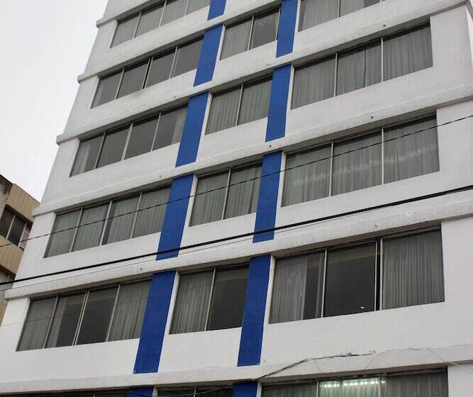 Hotel 6 De Diciembre