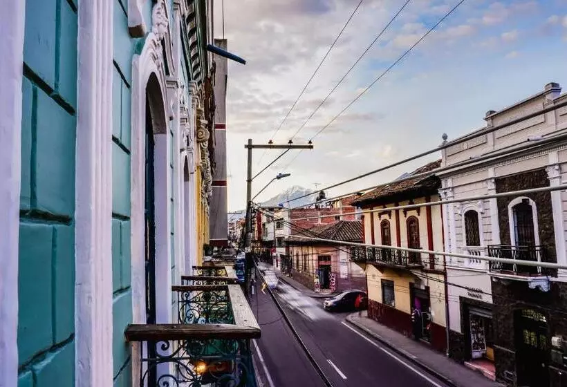 هتل Casa 1881