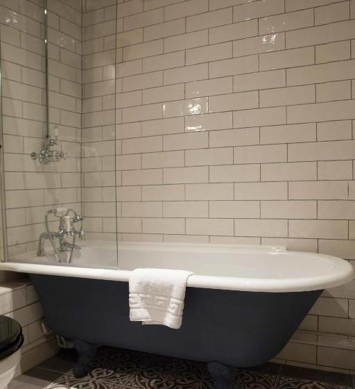 هتل Killingworth Castle