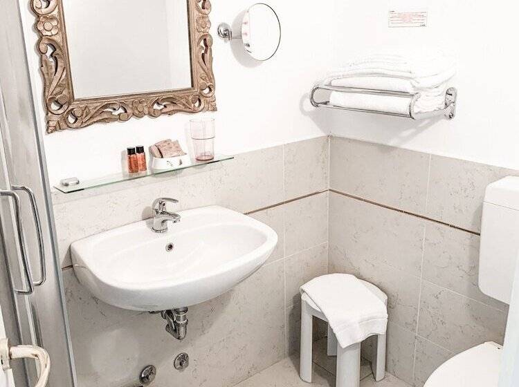 בית מלון כפרי Le Cinema