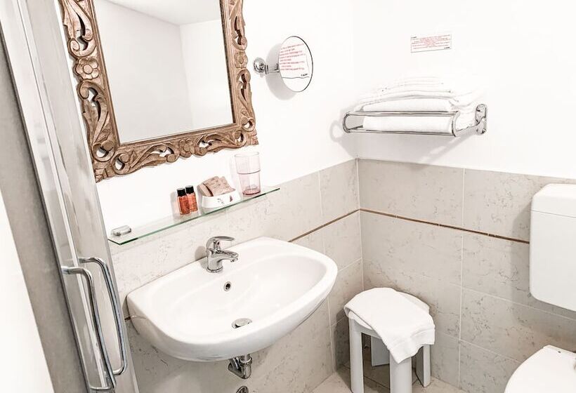 בית מלון כפרי Le Cinema