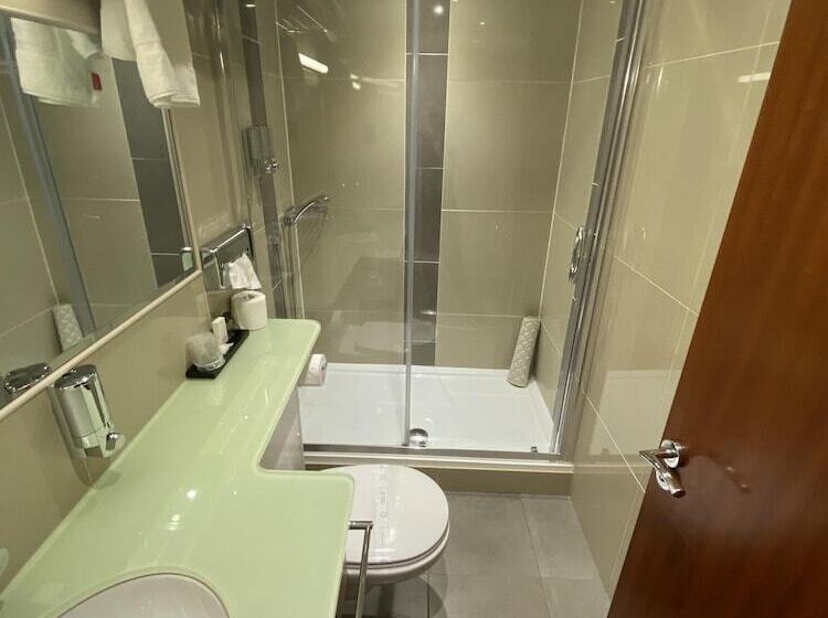 בית מלון כפרי Prom