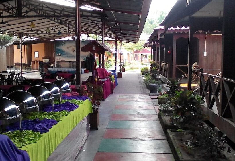 فندق Purnama Beach Resort