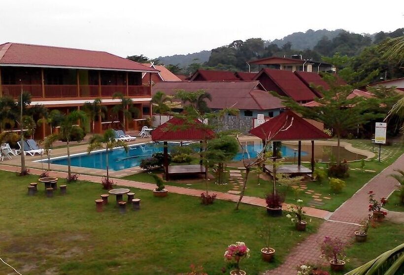 فندق Purnama Beach Resort