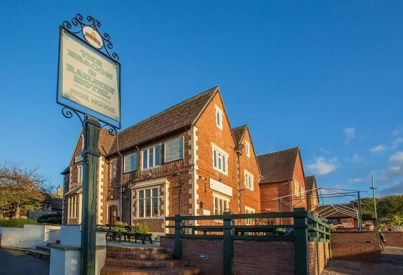 Hotelli The Beacon & Railway