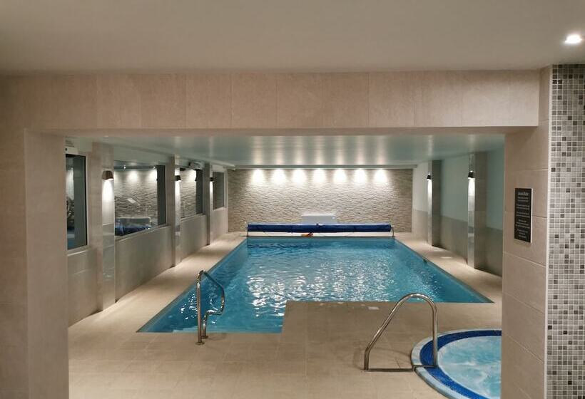 The Beeches Hotel & Leisure Club