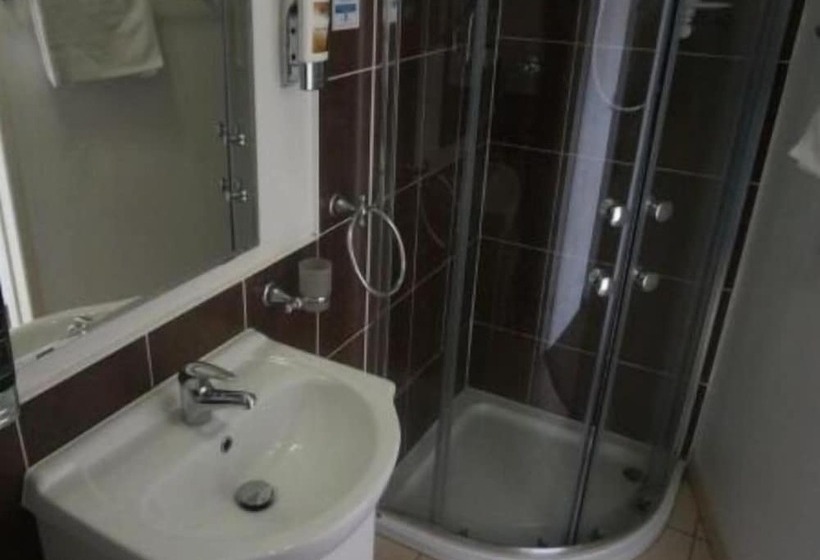 Отель The Cotswold