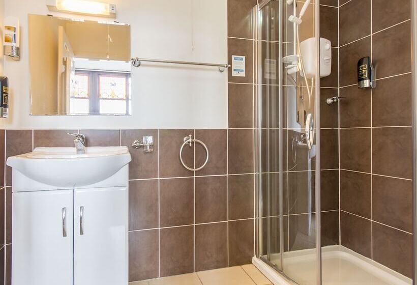 Отель The Cotswold