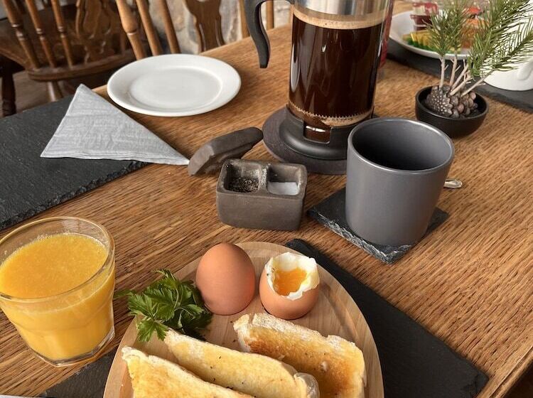 فندق The Lake View