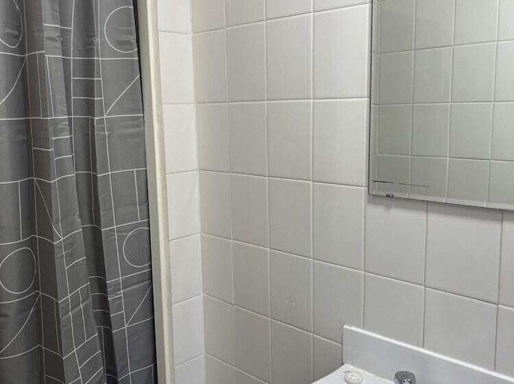 فندق The Lake View