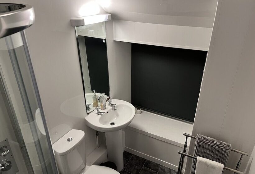 فندق The Lake View