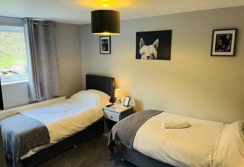 Hotelli The Lake View