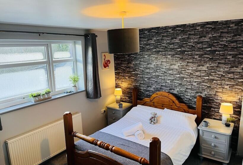 فندق The Lake View