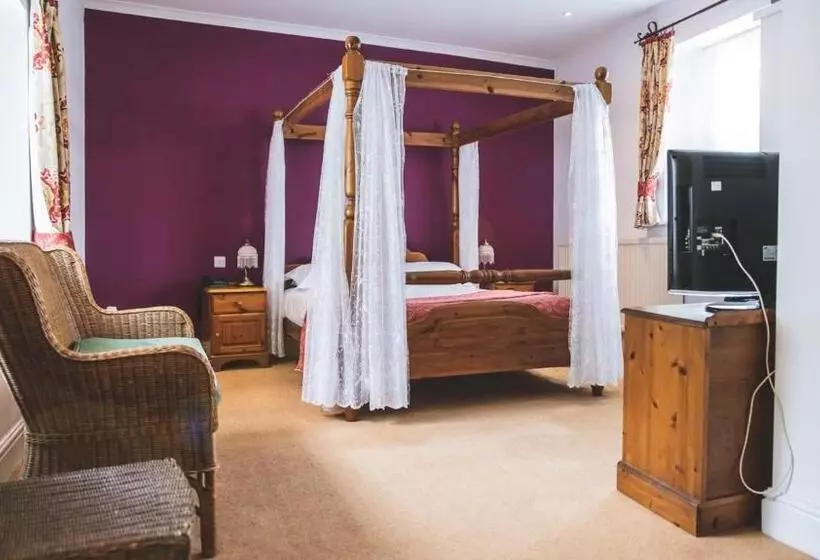 Hotel Tyacks