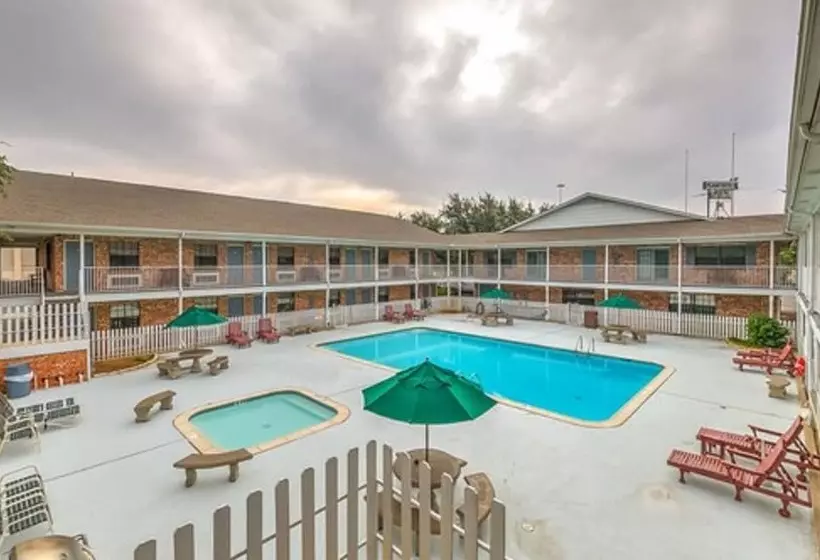 Motelli Lake View Inn
