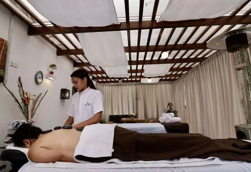 استراحتگاه Hosteria Totoral