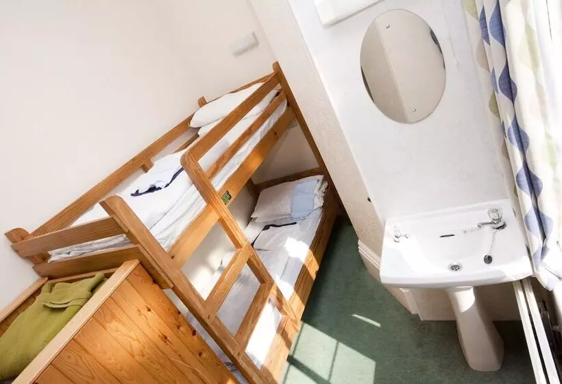 Yha Eyam   Hostel
