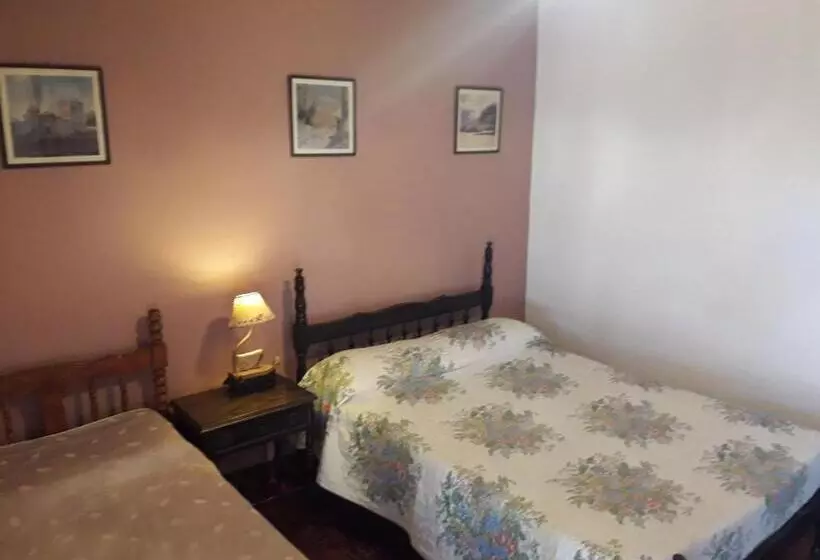 Hostel Hostal Rustyk