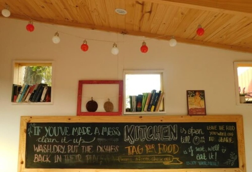 هاستل Hostal Schilling