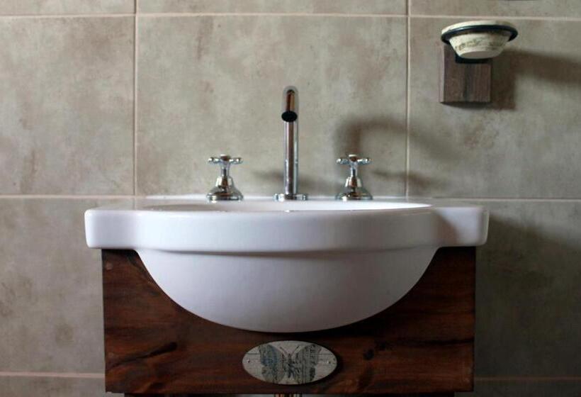 Bed and Breakfast Refugio Del Guira Guira