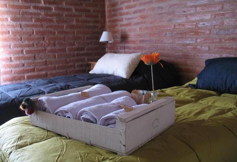 Bed and Breakfast Refugio Del Guira Guira