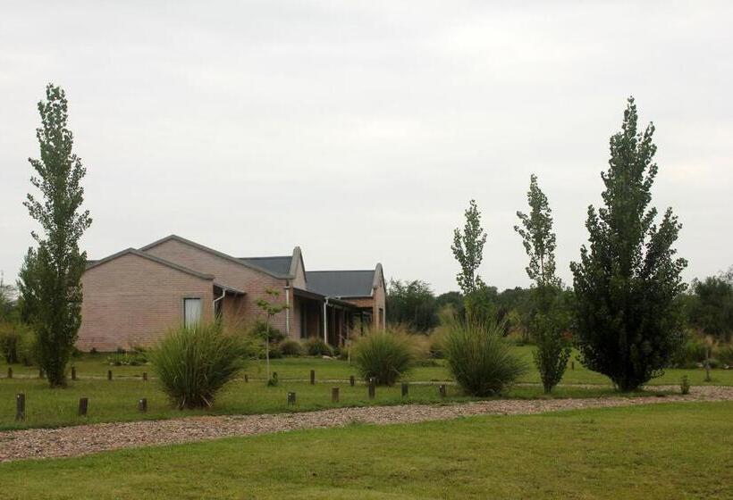 Bed and Breakfast Refugio Del Guira Guira