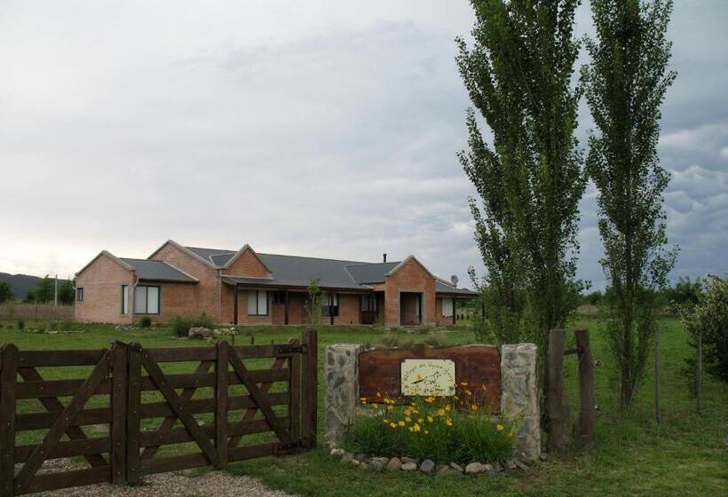 Bed and Breakfast Refugio Del Guira Guira