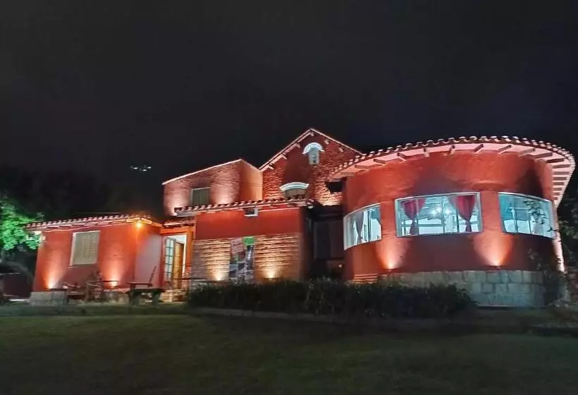 Castelar   Hotel & Apart