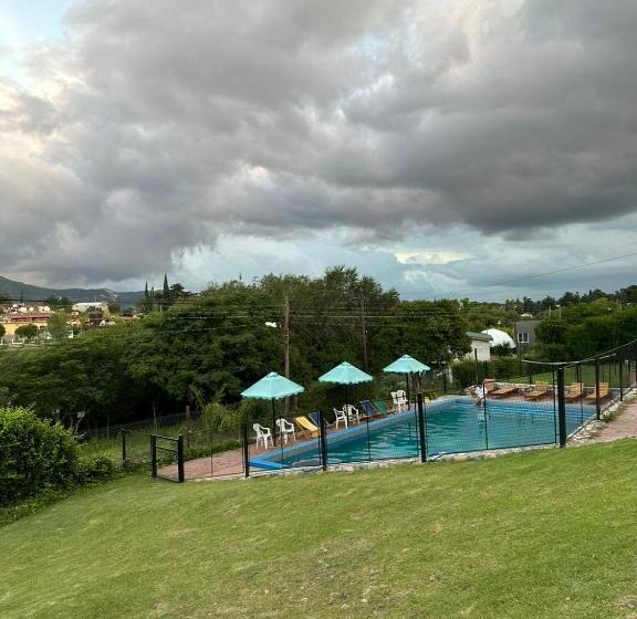 Castelar Hotel & Apart