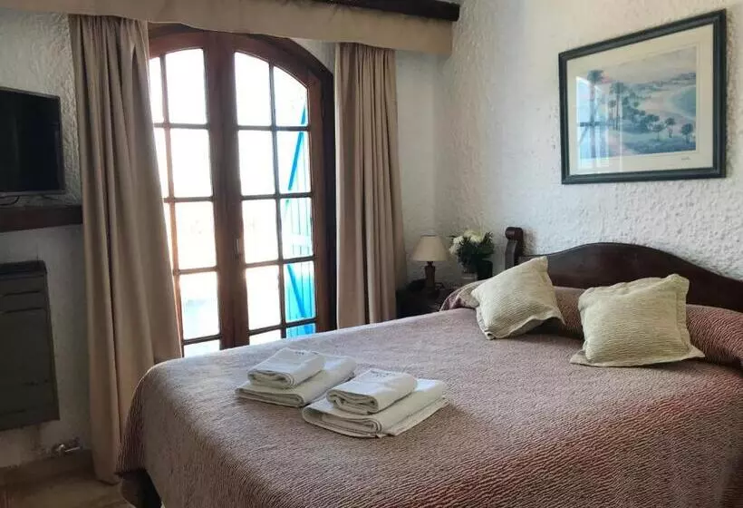 هتل Brisas Hosteria