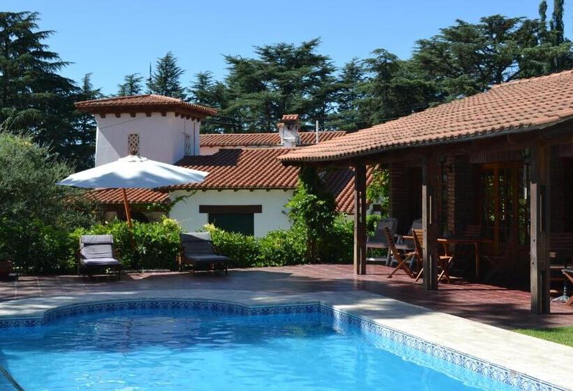 호텔 Ca´montana Hostal Boutique