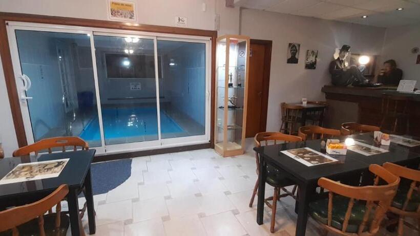 هتل De Cine Las Golondrinas