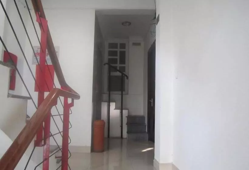 هتل Nhiet Doi