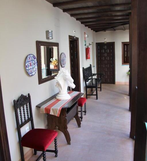 هتل Patio De Las Cruces