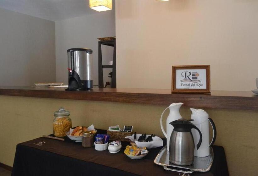 Otel Portal Del Río