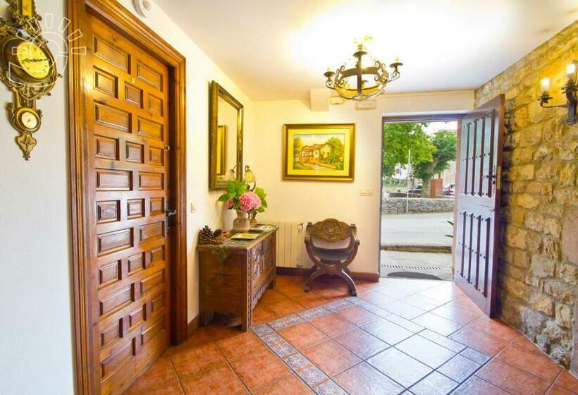 Отель Posada Revolgo