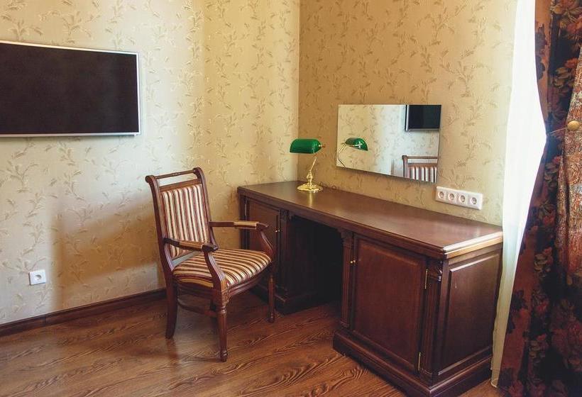 هتل Promenade Park