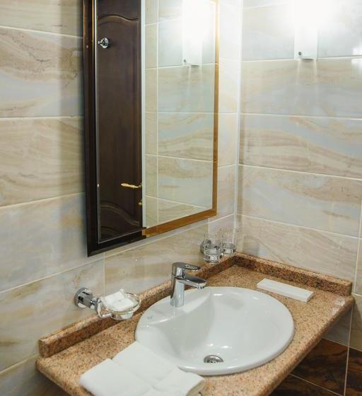 هتل Promenade Park