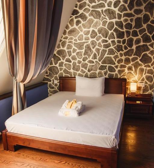 هتل Promenade Park