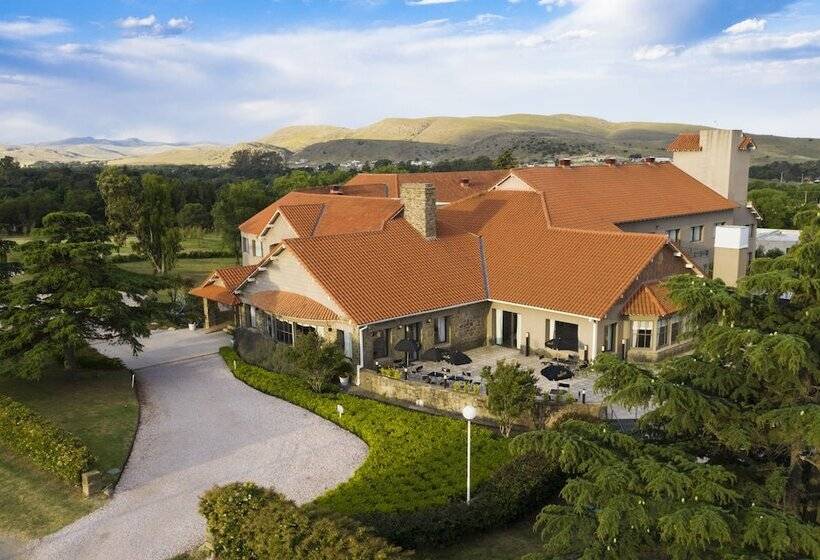 בית מלון כפרי Provincial