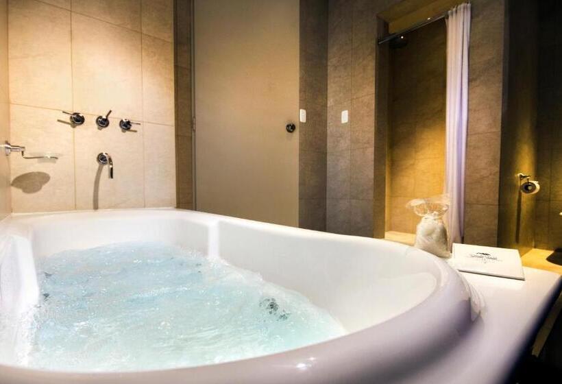 בית מלון כפרי Provincial