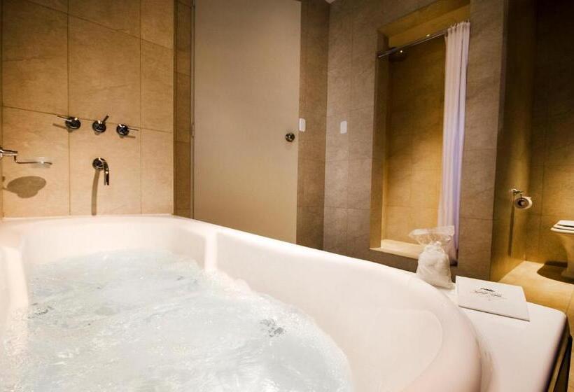 בית מלון כפרי Provincial